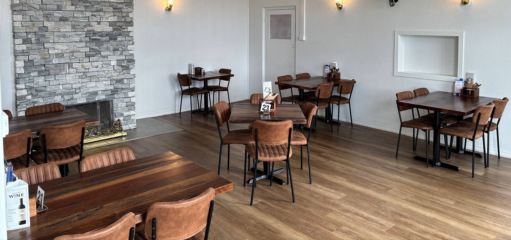 Table and chairs in the Kingaroy Hotel Motel